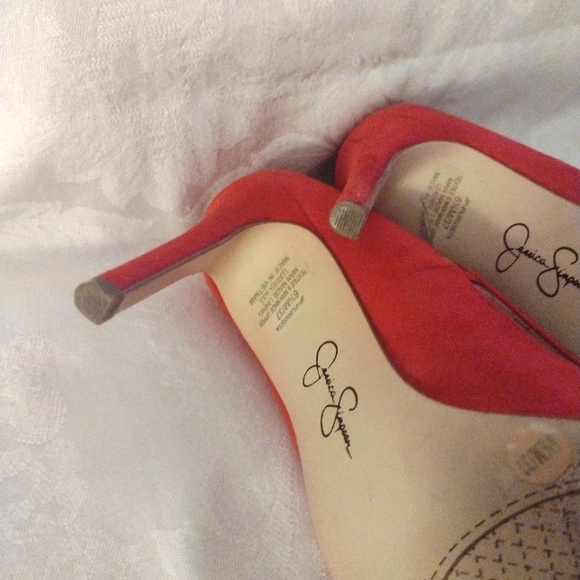Jessica Simpson Red Stilletos - Picture 2 of 4